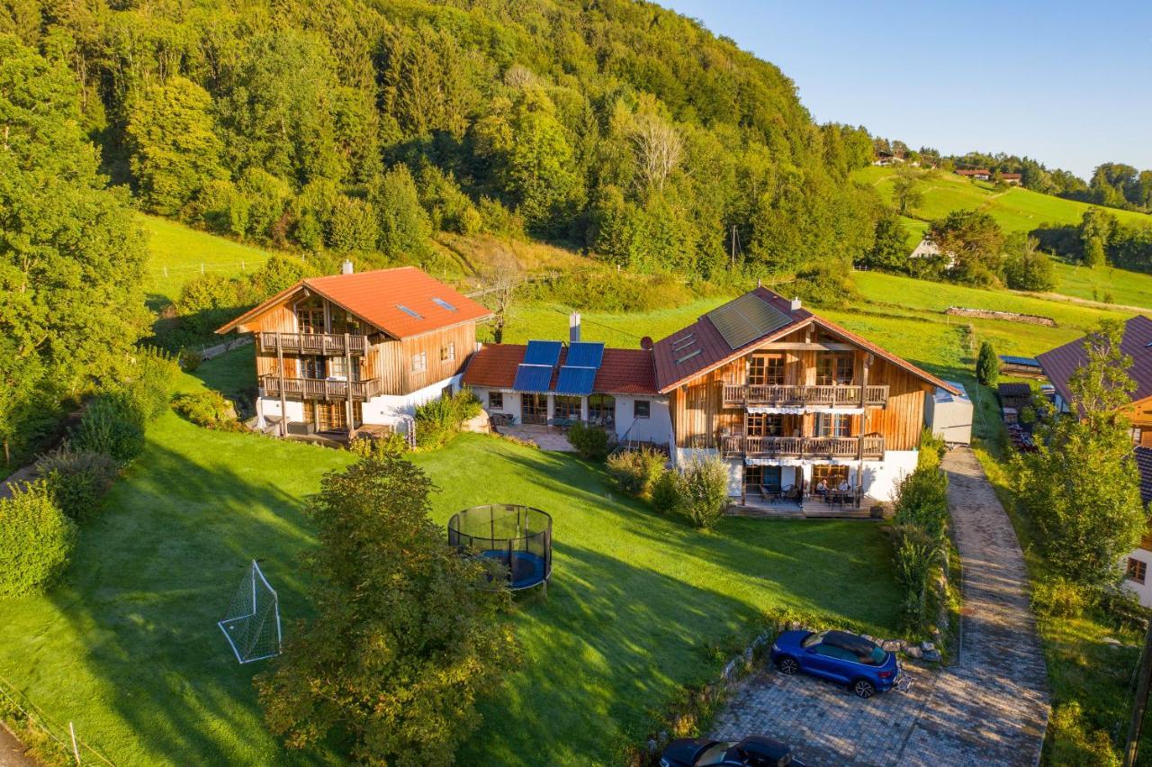 Ferienwohnungen Erlebnisnaturhof Aschau im Chiemgau Esterno foto