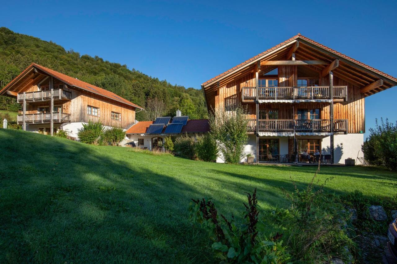 Ferienwohnungen Erlebnisnaturhof Aschau im Chiemgau Esterno foto